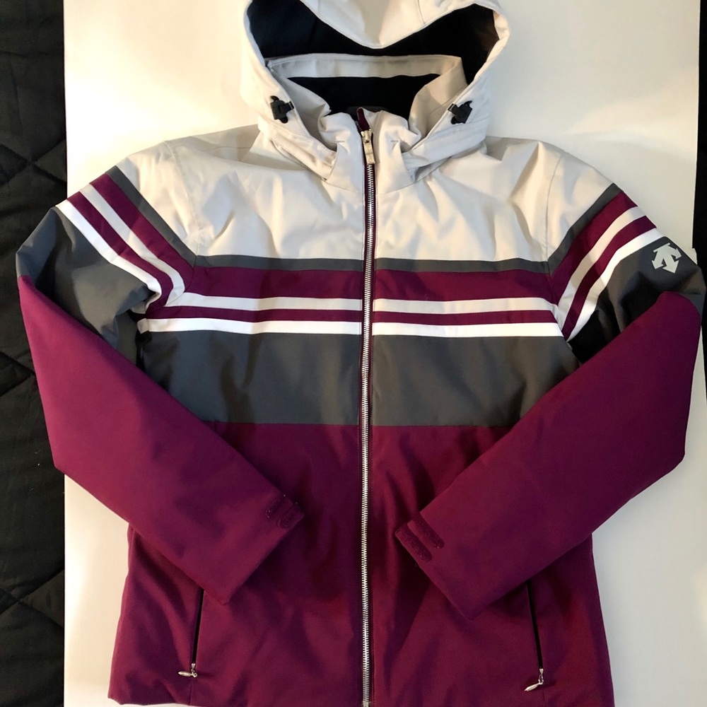 Descente Ski jacket size 8